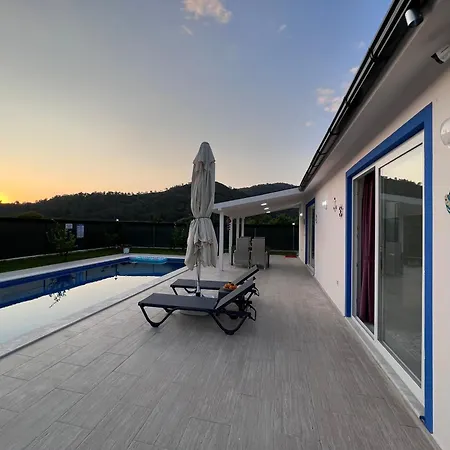 Cempark Ortaca'da Havuzlu Muestakil Korunakli Βίλα Ortaca (Mugla)